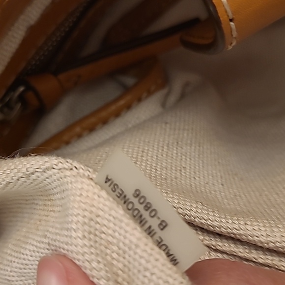 EUC Y2K Micheal Kors Brown Leather Tote/Shoulder Bag with Silver Hardware - Picture 11 of 17